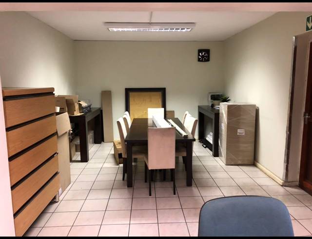 1,750M² WAREHOUSE FOR SALE IN GERMISTON SOUTH